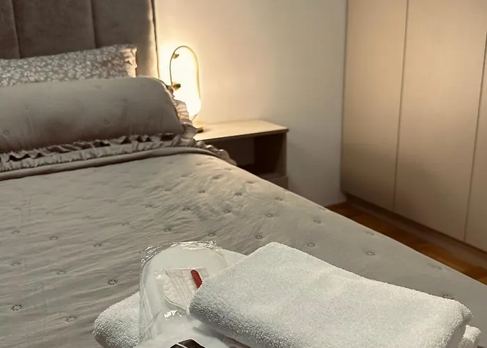 Blagojevic * 比耶利纳