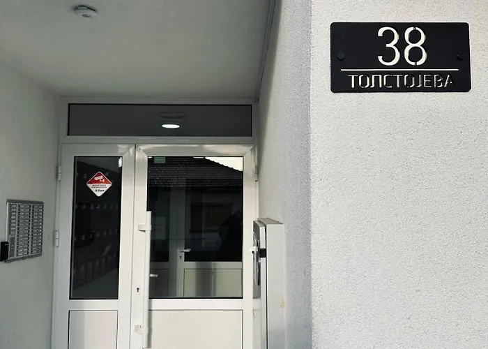 Blagojevic * 比耶利纳